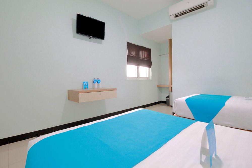 Amaliun Hotel Medan Luaran gambar